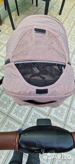 Прогулочная коляска с перекидной ручкой