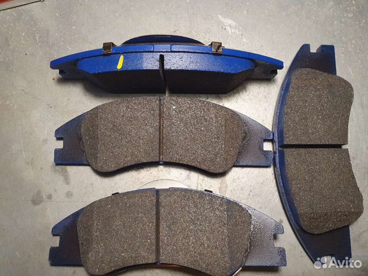 Колодки тормозные дисковые передние KIA Cerato