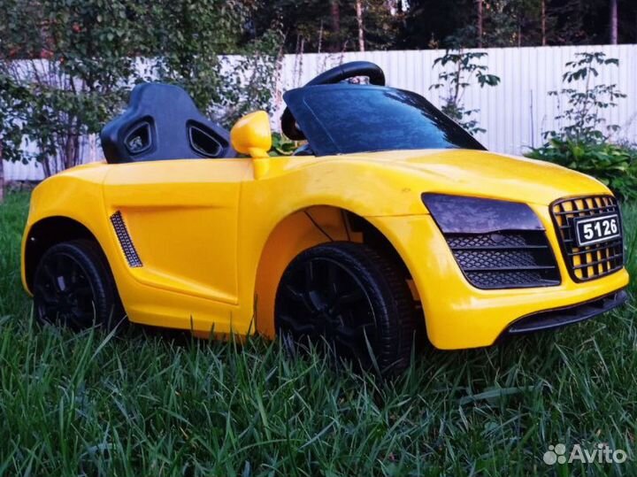 Детский электромобиль