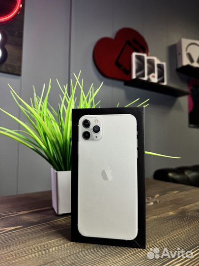 iPhone 11 Pro Max, 64 ГБ