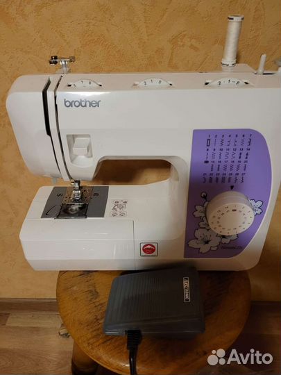 Швейная машина Brother