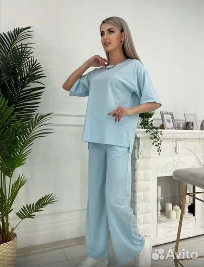 Спортивный костюм