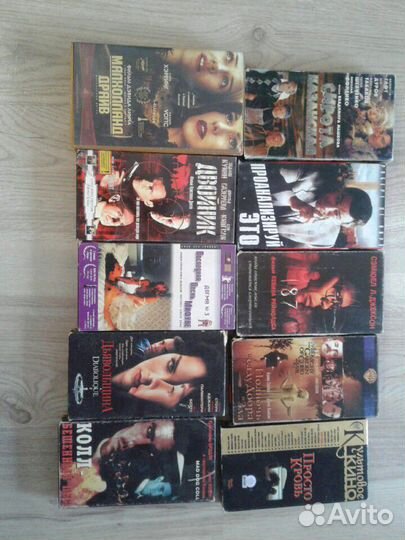 Видеокассеты