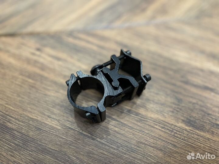 Крепление для подствольного фонаря