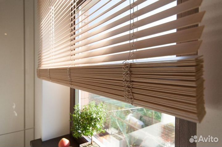 Жалюзи горизонтальные новые