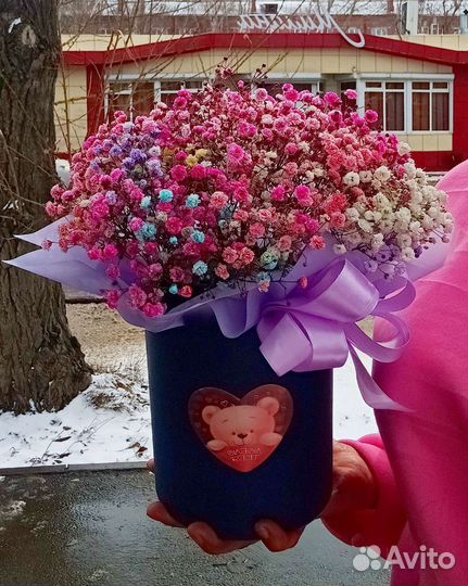 Букет из гипсофилы в коробке