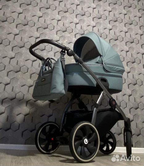 Коляска 3 в 1 Tutis Uno+ (Изумруд)