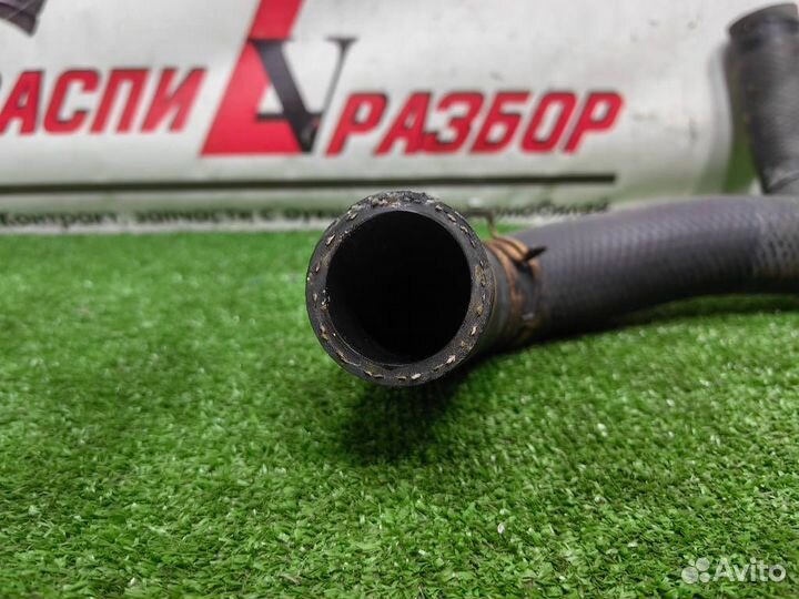 Патрубок радиатора нижний Toyota Land Cruiser Prad