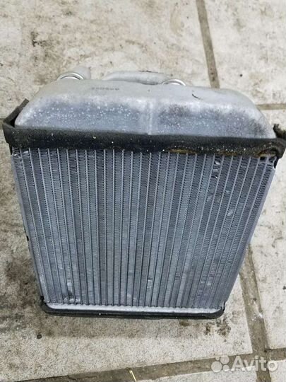 Радиатор отопителя Митсубиши каризма