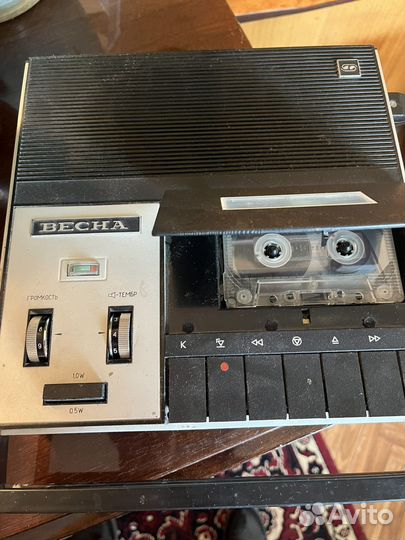 Кассетный магнитофон весна 305