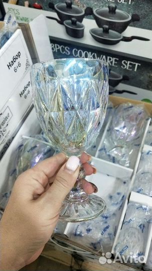 Набор бокалов и рюмок