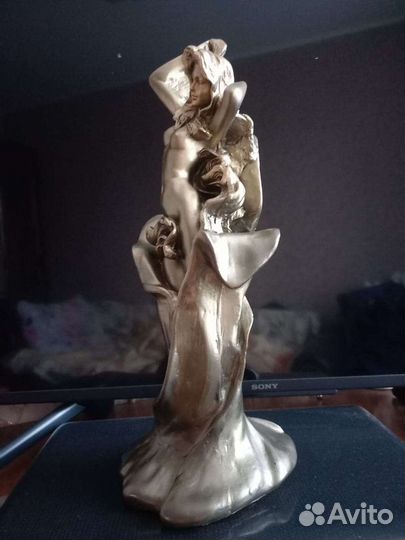 Статуэтка девушка, высота 40см