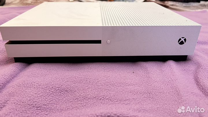 Xbox One s
