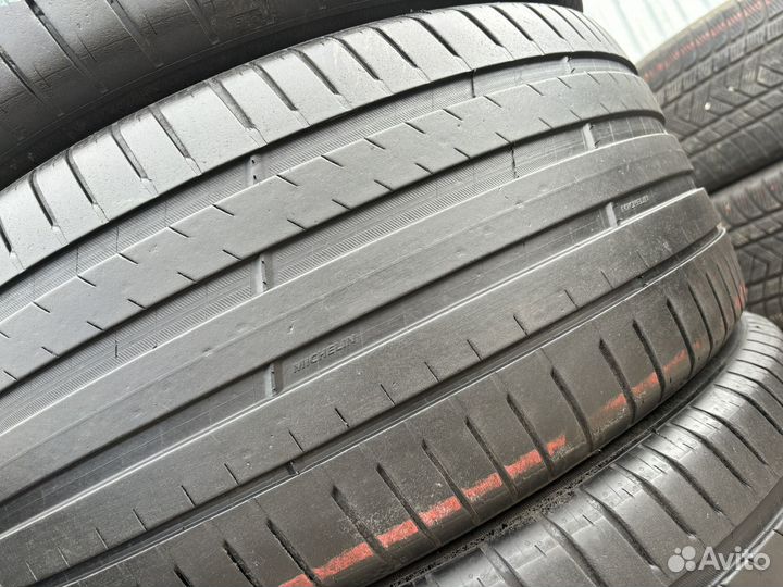 Michelin Pilot Sport 4 275/45 R21