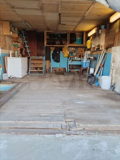 Гараж, > 30 м²