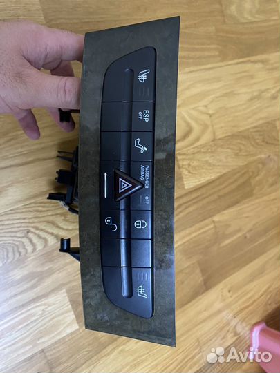 Блок центральной консоли Mercedes E-Класс W211