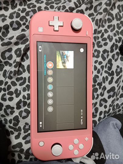 Nintendo switch lite новая