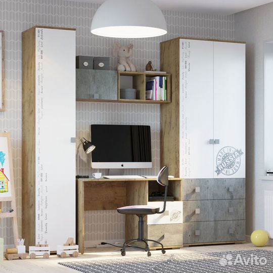 Стол письменный 