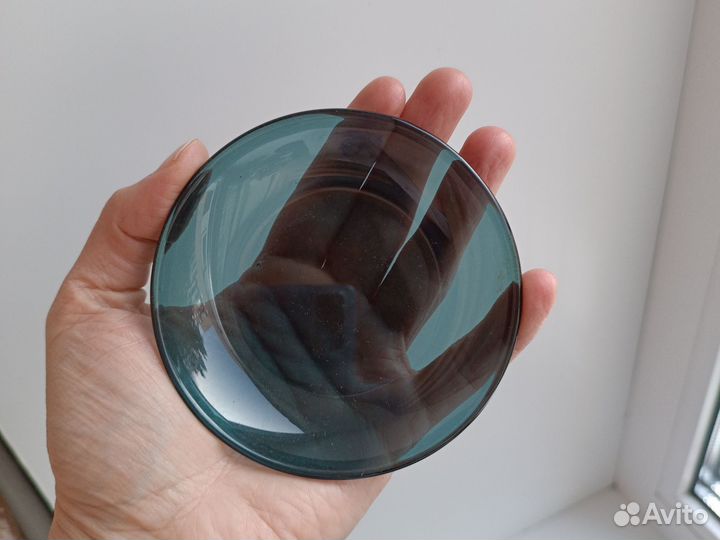 Набор тарелок и розеток тёмное стекло