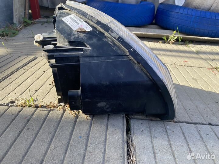 Фара приора bosh левая