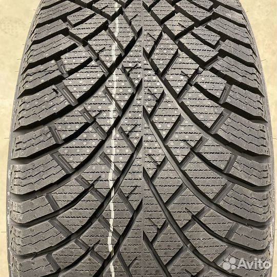 Nokian Tyres Hakkapeliitta R5 SUV 215/60 R17 100R