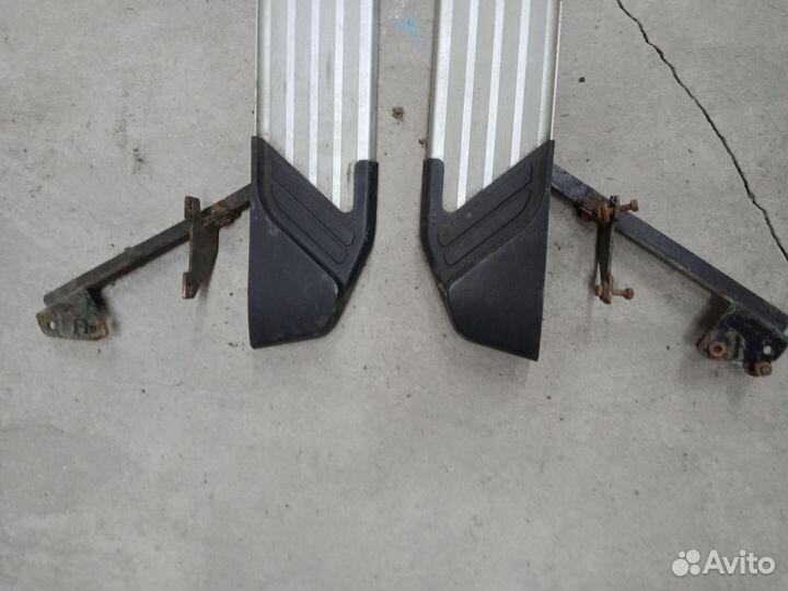 Подножки - пороги Рено duster