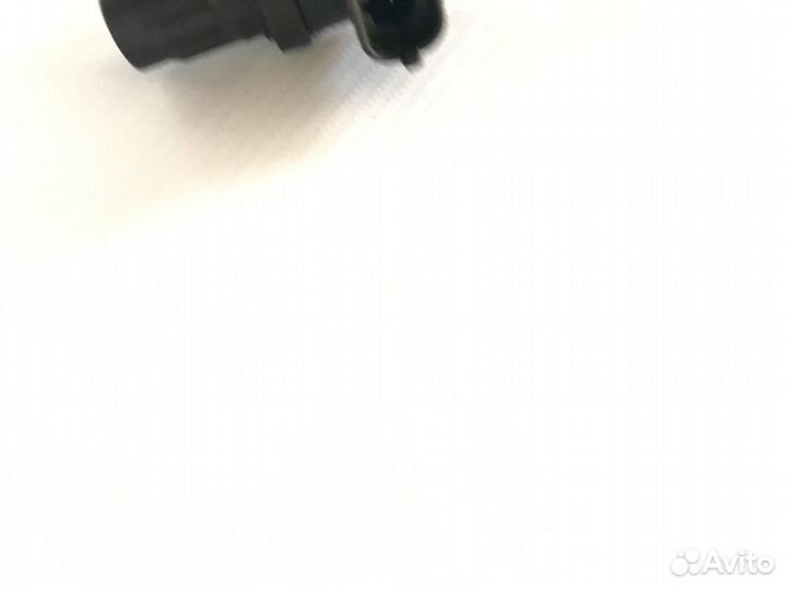 Датчик положения распредвала Mercedes-Benz R350 4