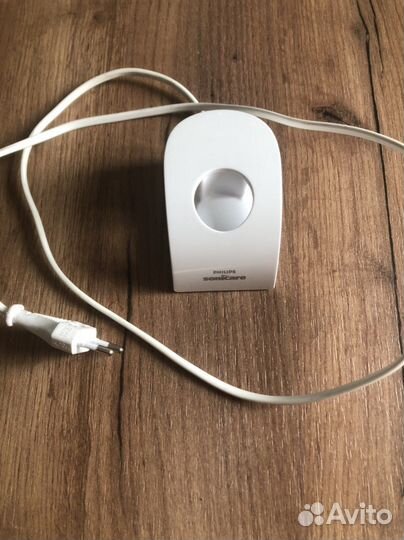 Зарядка для зубной щетки philips