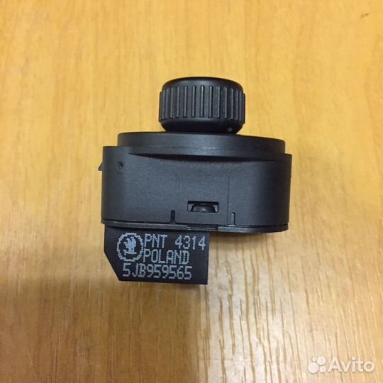 Регулятор джойстик зеркала Шкода Рапид Фабия