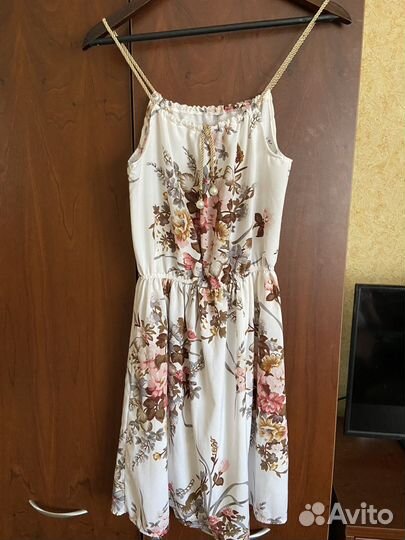 Пакет вещей на девушку 44 р