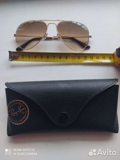 Солнцезащитные очки Ray Ban