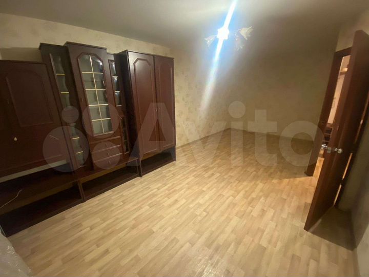 1-к. квартира, 35 м², 4/9 эт.