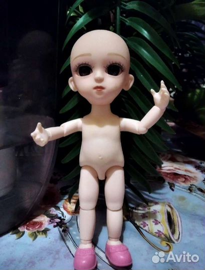 Кукла шарнирная новая