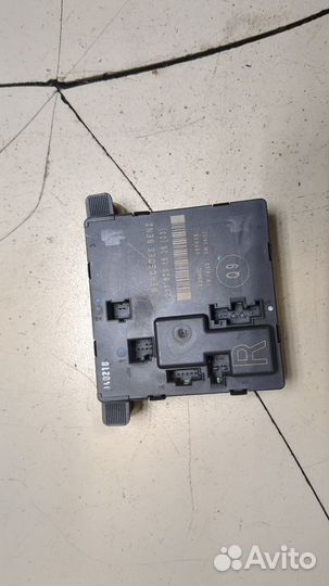 Блок управления дверьми Mercedes E W211, 2004