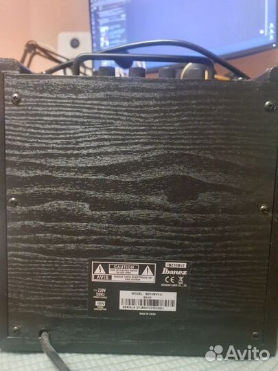 Усилитель для басс гитары, ibanez IBZ10BV2