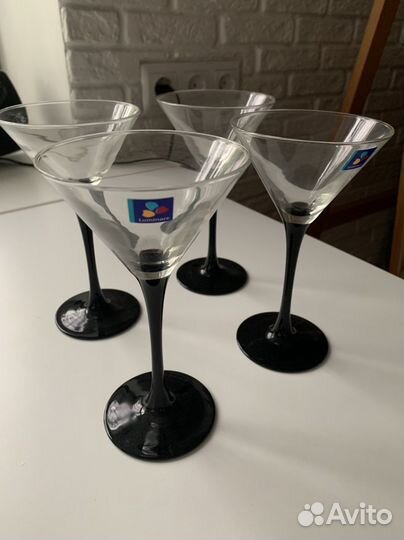 Бокалы под мартини