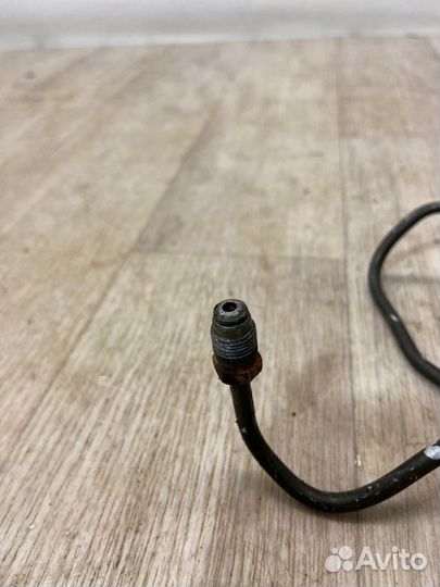 Тормозная трубка задняя левая Mitsubishi Lancer 9