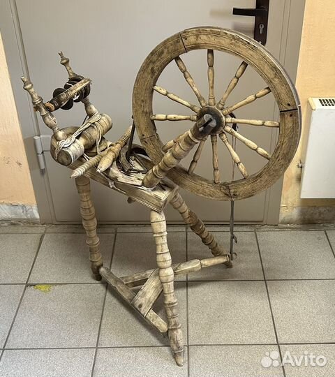 Прялка деревянная старинная