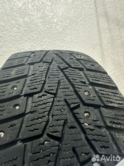 Roadstone Winguard Spike 205/55 R16