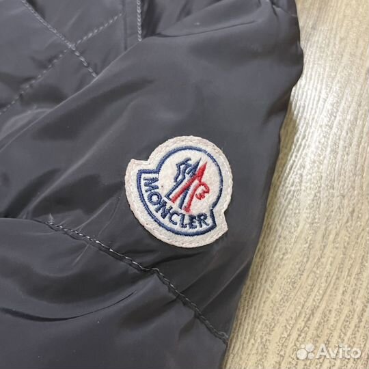 Пуховик Moncler Montbeliard оригинал