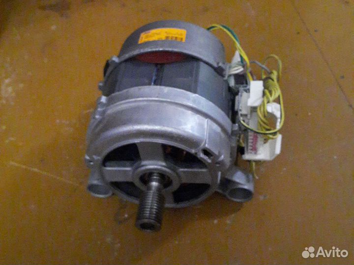 Электродвигатель от стиральной машины