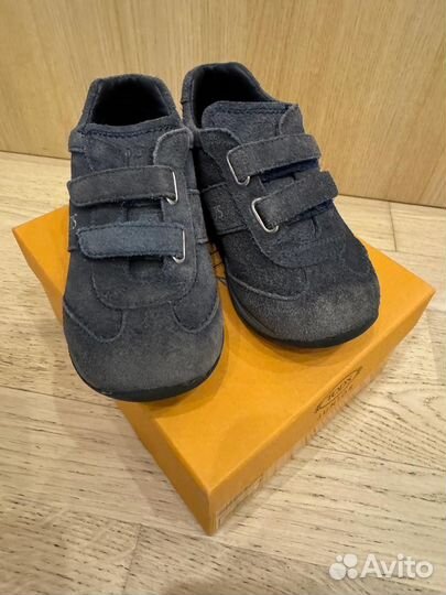 Кроссовки tods 24 размер