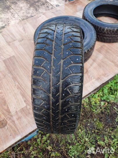 Bridgestone Ice Cruiser 7000S 225/60 R17