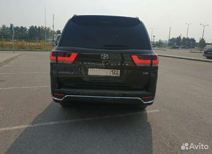 Рестайлинг стиль 300 на Toyota Land Cruiser 200