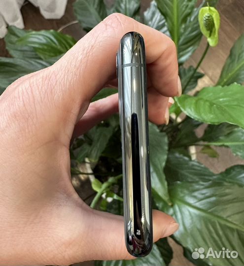 iPhone 11 Pro, 64 ГБ