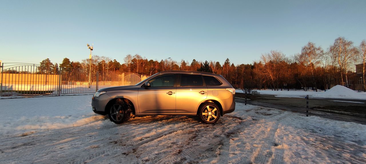 Mitsubishi Outlander: фото владельца