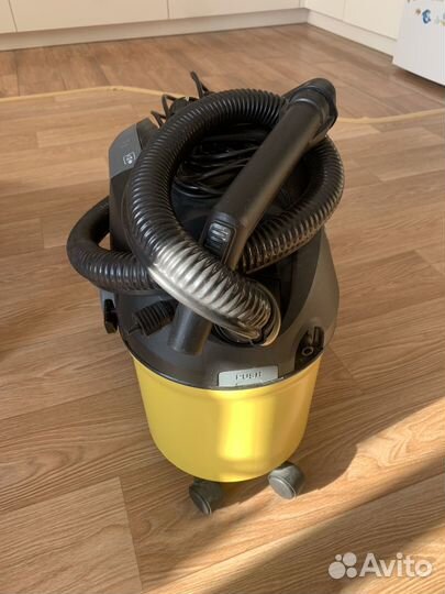 Моющий пылесос Karcher se 5.100