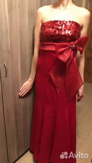 Красивое вечернее платье