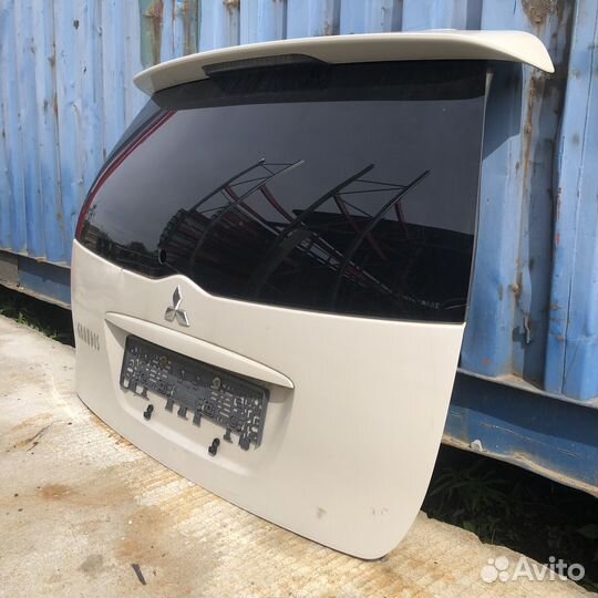 Крышка, Дверь багажника mitsubishi Grandis