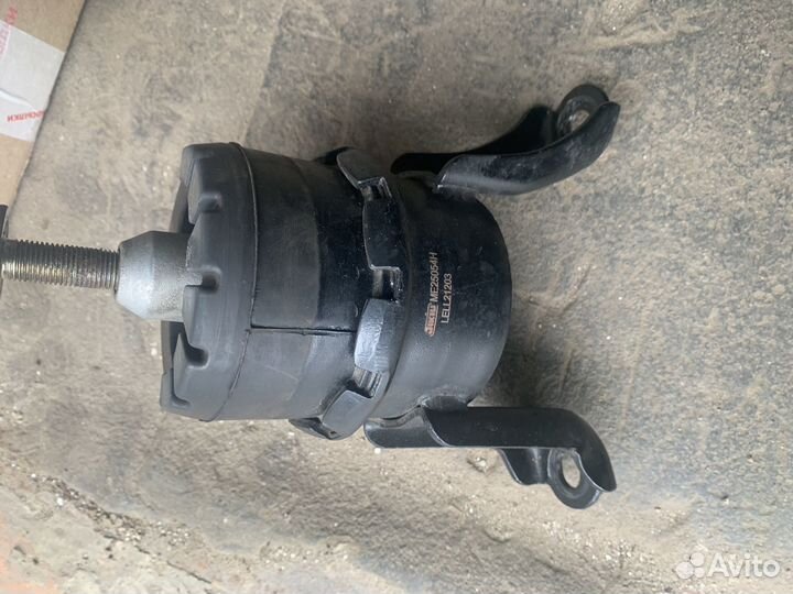 Опора двс правая мазда 6 gh